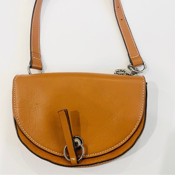 Zara 100% leather and chain waist belt bag with silver hardware - Picture 5 of 11